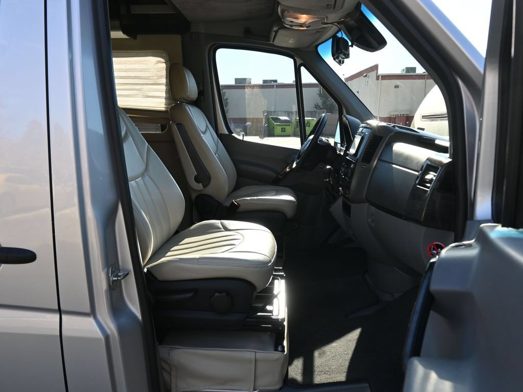 Used 2014 Mercedes-Benz Sprinter 3500 image 23