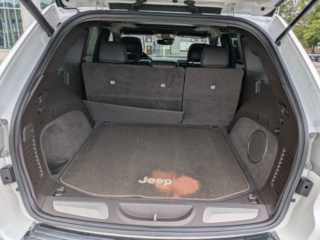 Used 2017 Jeep Grand Cherokee Summit w/ Skid Plate Group AWD/4WD image 12