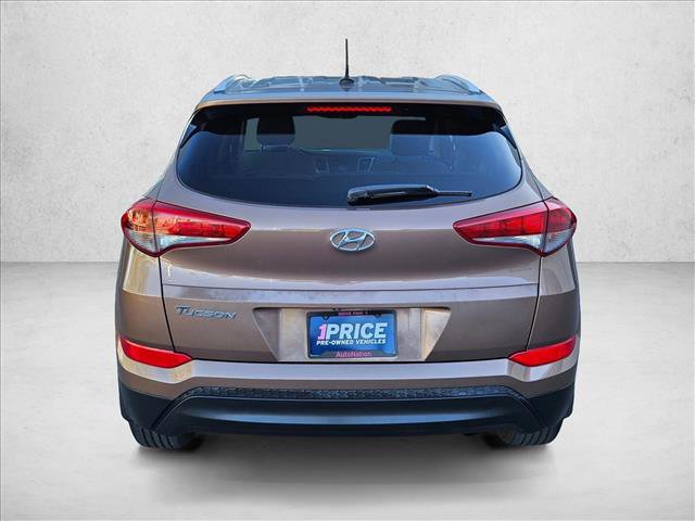 Used 2016 Hyundai Tucson SE w/ Option Group 02 FWD image 7
