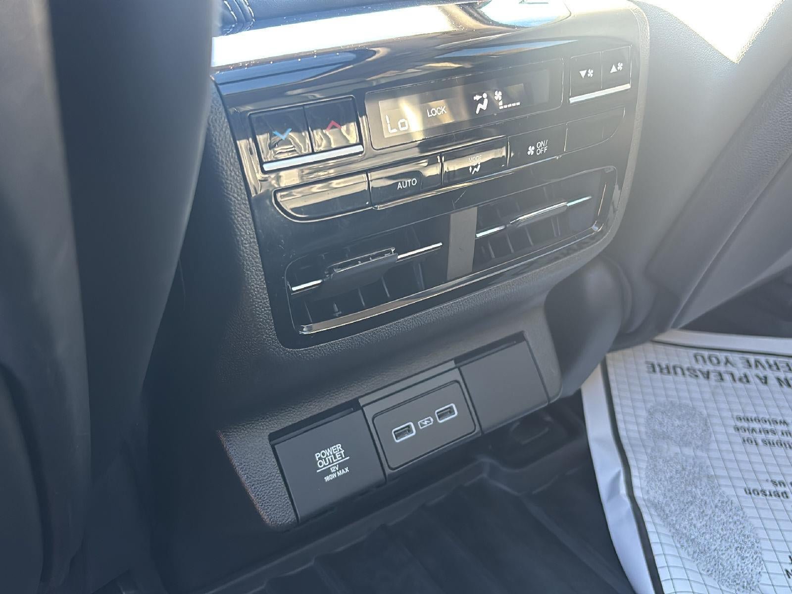 Used 2022 Acura MDX w/ Technology Package AWD/4WD image 9
