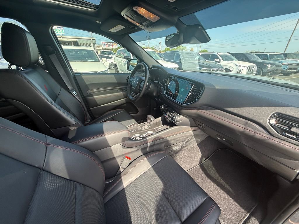 Used 2023 Dodge Durango R/T image 26