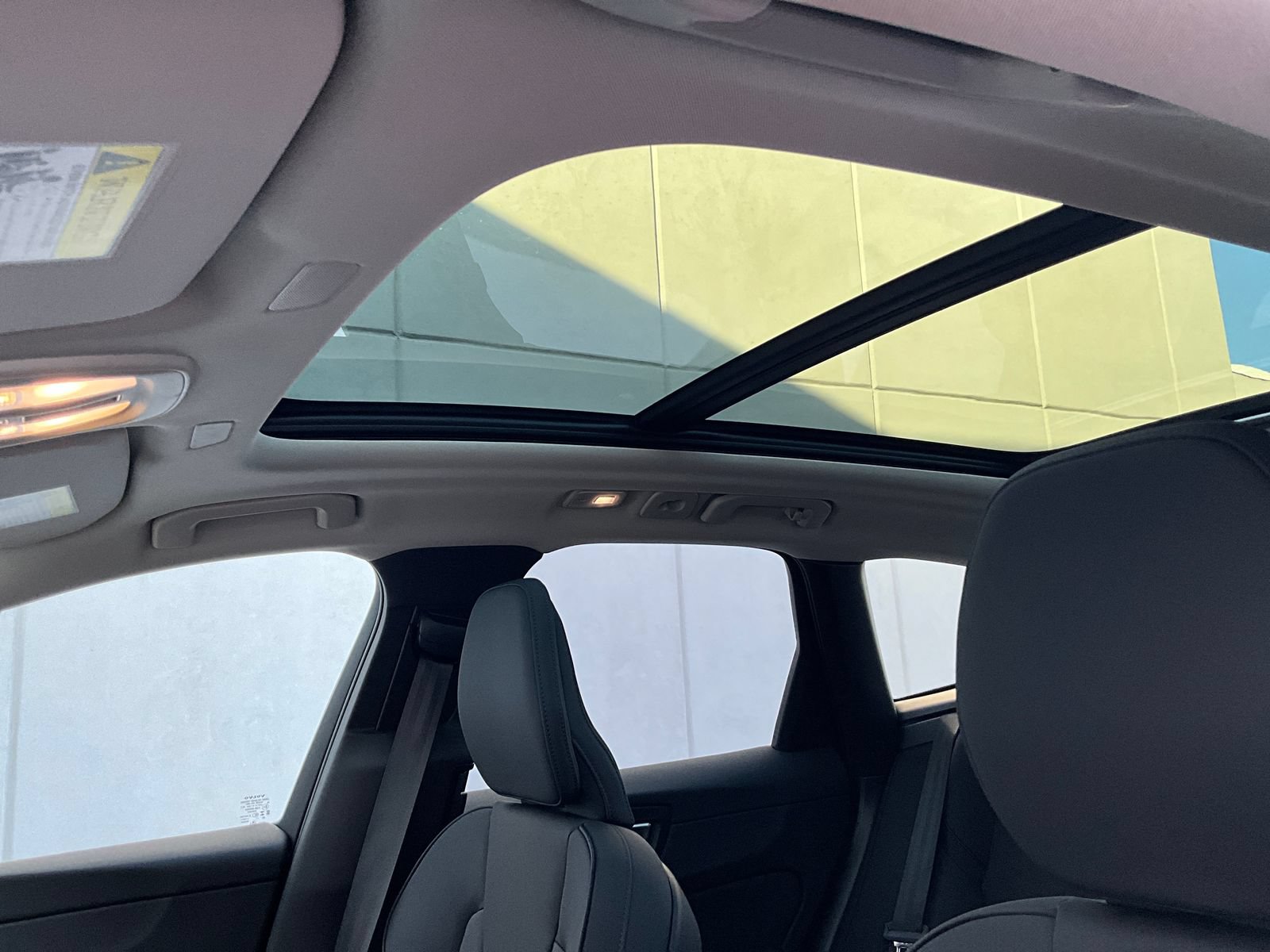 New 2026 Volvo XC60 B5 Plus w/ Protection Package Premier AWD/4WD image 24