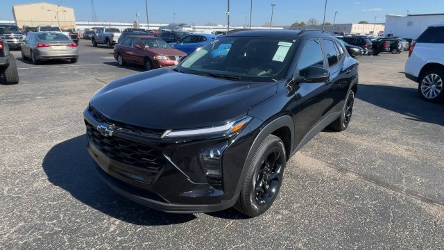 New 2026 Chevrolet Trax LT w/ Driver Confidence Package FWD image 6