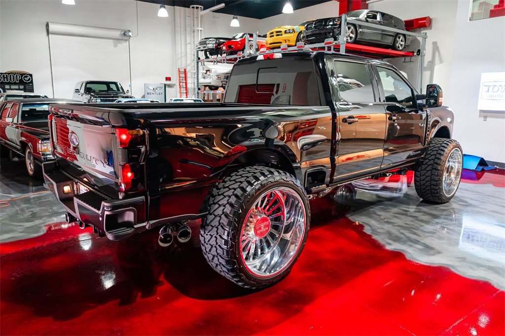 Used 2023 Ford F250 Lariat w/ Lariat Ultimate Package image 11