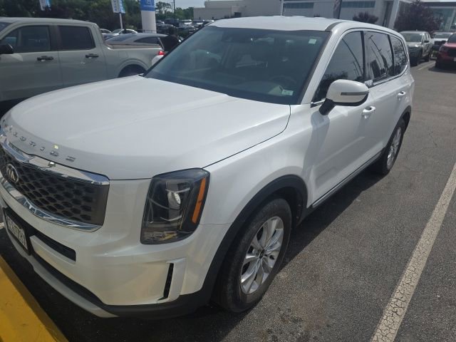 Used 2020 Kia Telluride LX FWD image 4