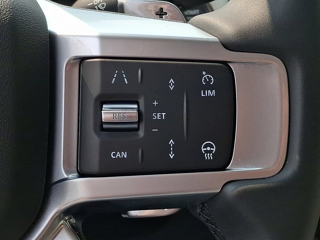 Certified 2026 Land Rover Discovery S AWD/4WD image 17