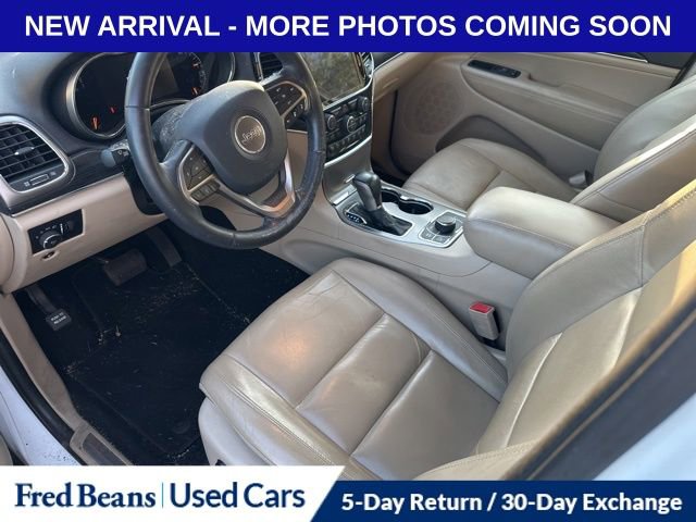 Used 2020 Jeep Grand Cherokee Limited AWD/4WD image 16