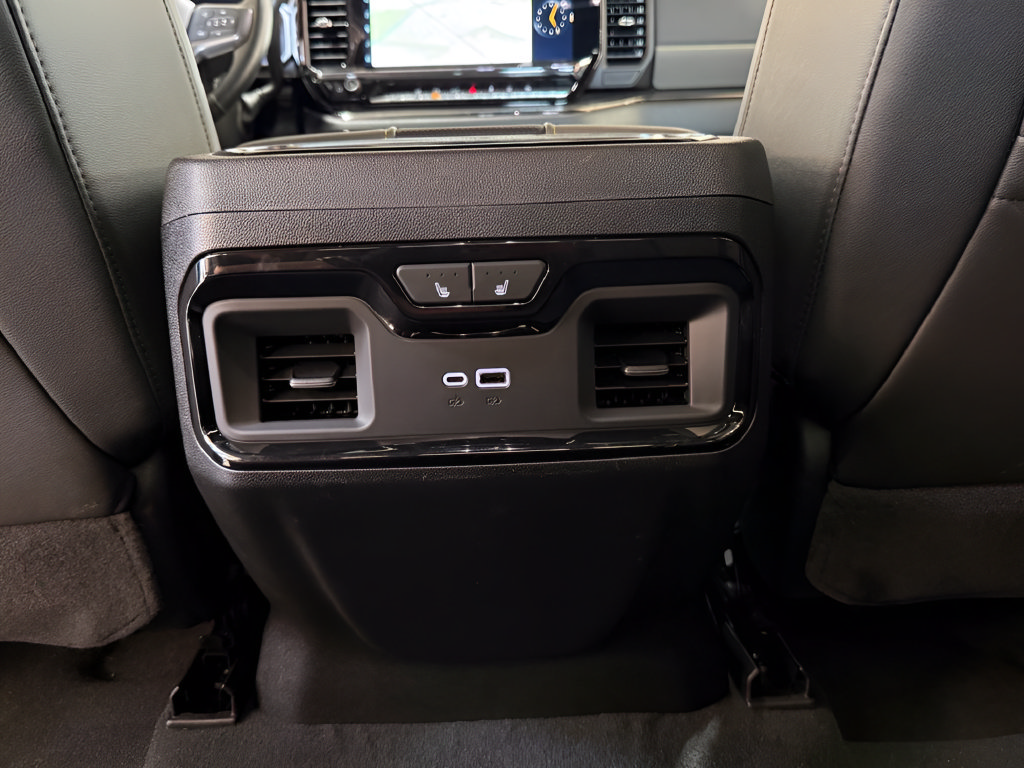 Used 2026 Chevrolet Silverado 2500 ZR2 w/ ZR2 Bison Edition AWD/4WD image 27