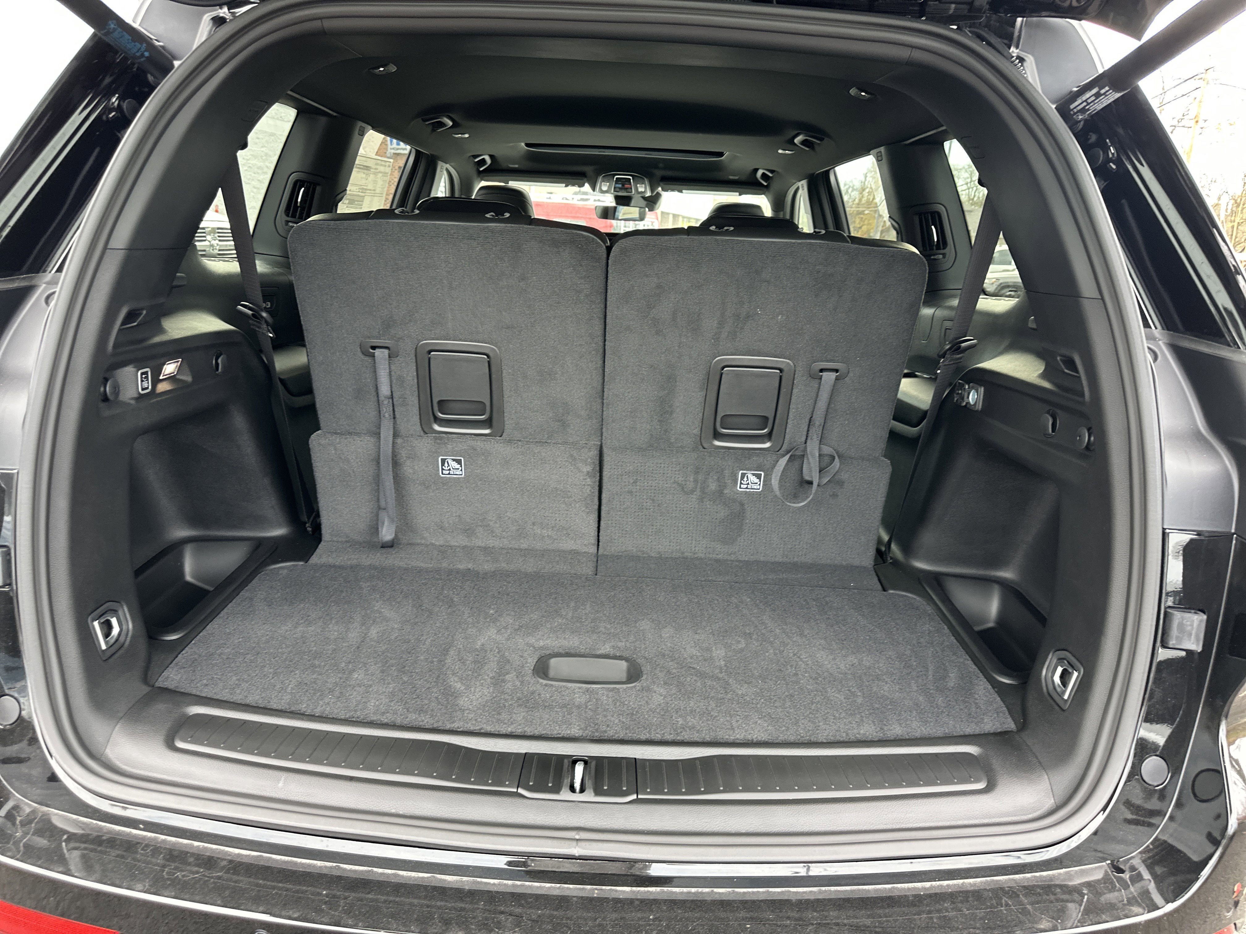 New 2025 Jeep Grand Cherokee L Altitude image 14