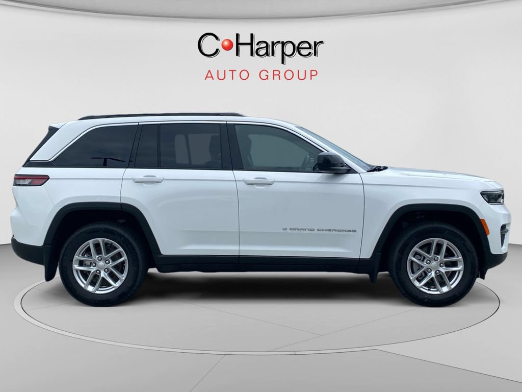 New 2026 Jeep Grand Cherokee Laredo X AWD/4WD image 2