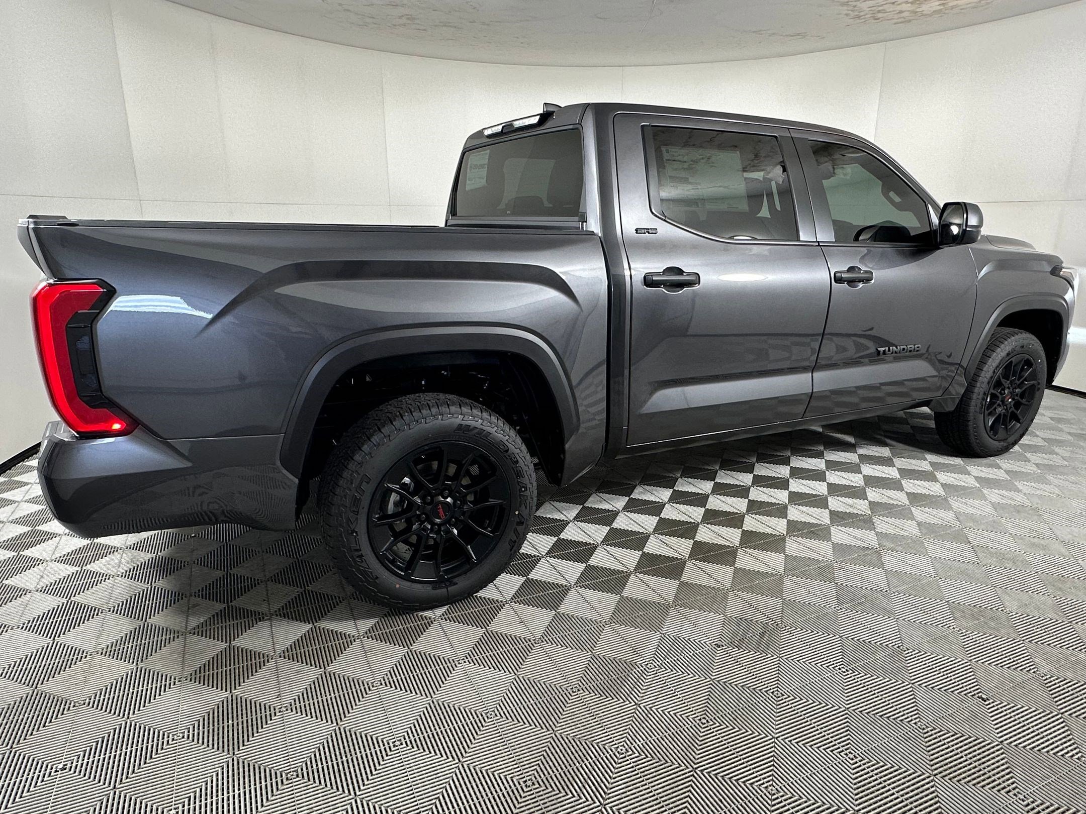 New 2026 Toyota Tundra SR5 image 8