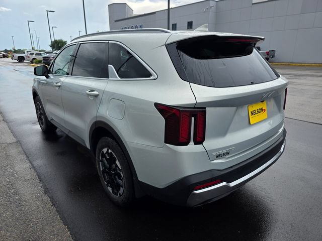 Used 2026 Kia Sorento S AWD/4WD image 11