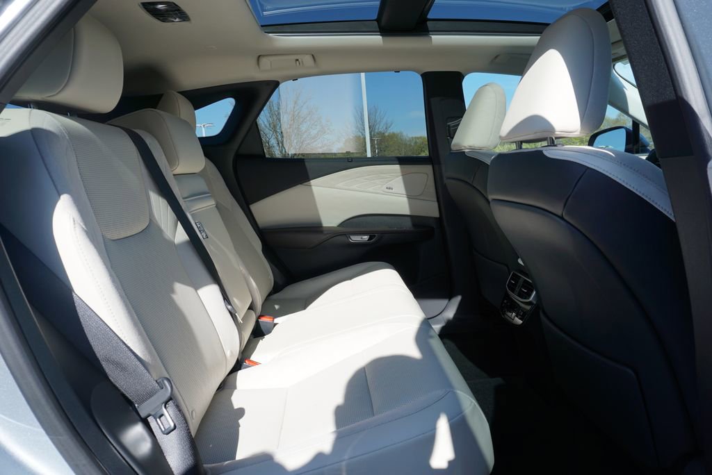 Used 2023 Lexus RX 350 AWD w/ Accessory Package (Z1) image 38