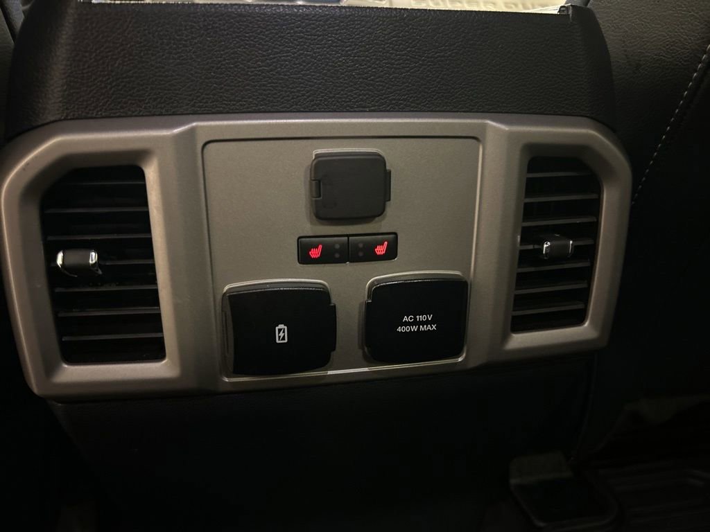 Used 2022 Ford F250 Lariat w/ Black Appearance Package image 33