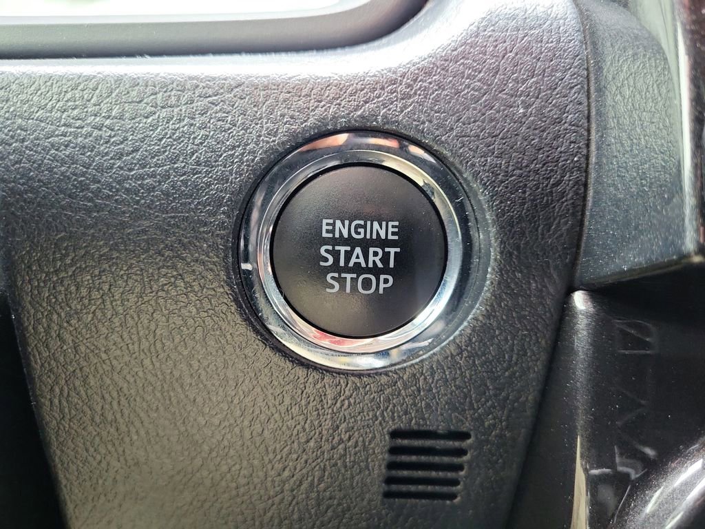 Used 2023 Toyota 4Runner TRD Off-Road AWD/4WD image 27