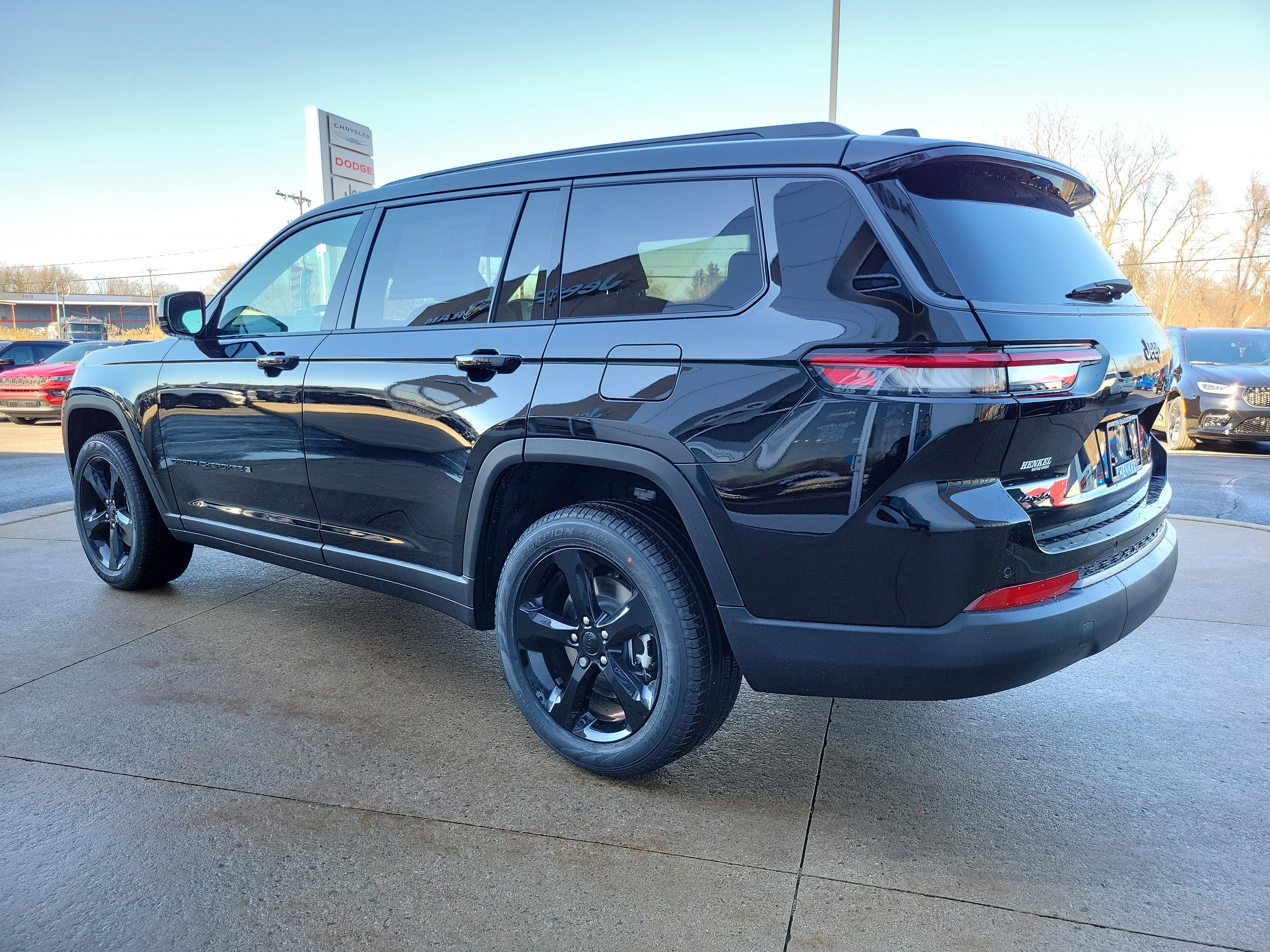 New 2026 Jeep Grand Cherokee L Limited image 3