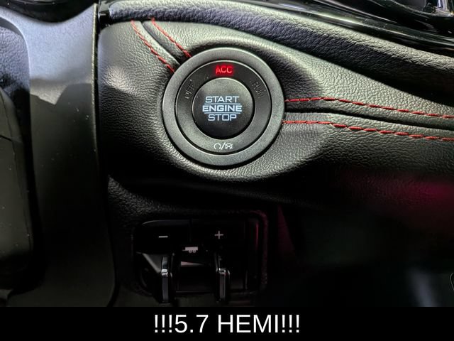 Used 2025 Dodge Durango R/T AWD/4WD image 28