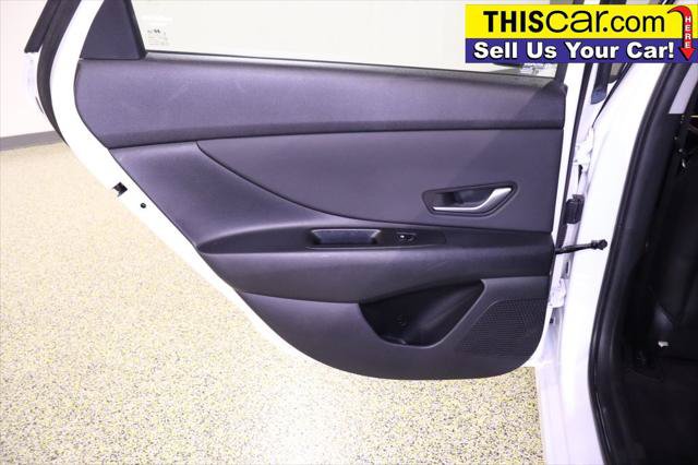 Used 2022 Hyundai Elantra Limited FWD image 35