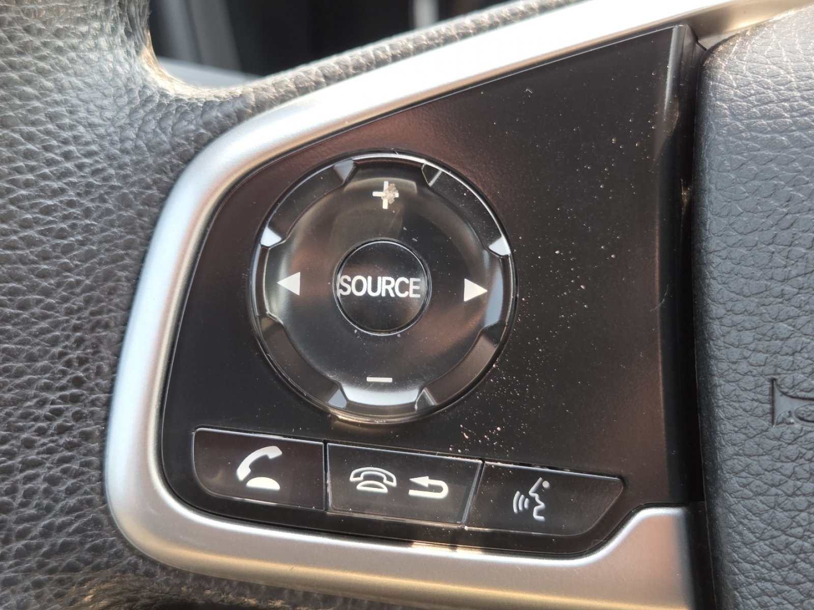 Certified 2019 Honda CR-V LX image 11