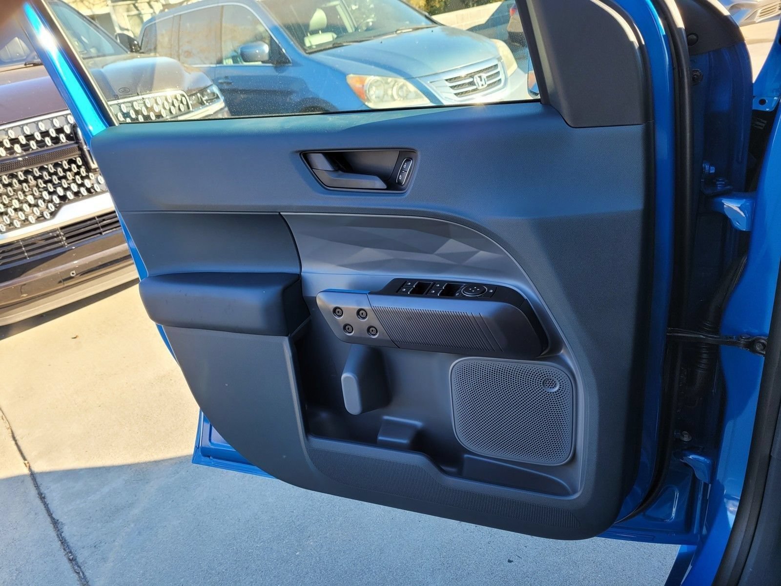 New 2026 Ford Maverick Lobo AWD/4WD image 13