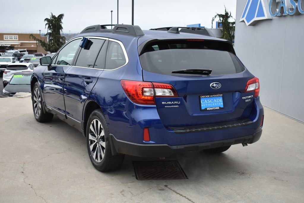 Used 2016 Subaru Outback 3.6R Limited image 7