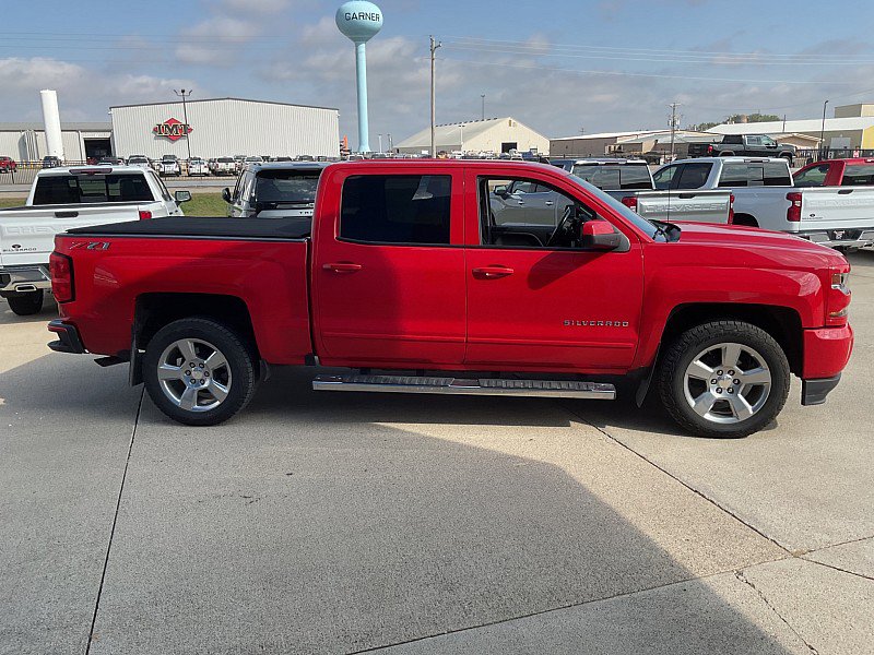 Used 2018 Chevrolet Silverado 1500 LT w/ All Star Edition image 4