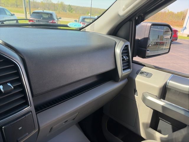 Used 2018 Ford F150 XLT w/ Equipment Group 302A Luxury AWD/4WD image 25