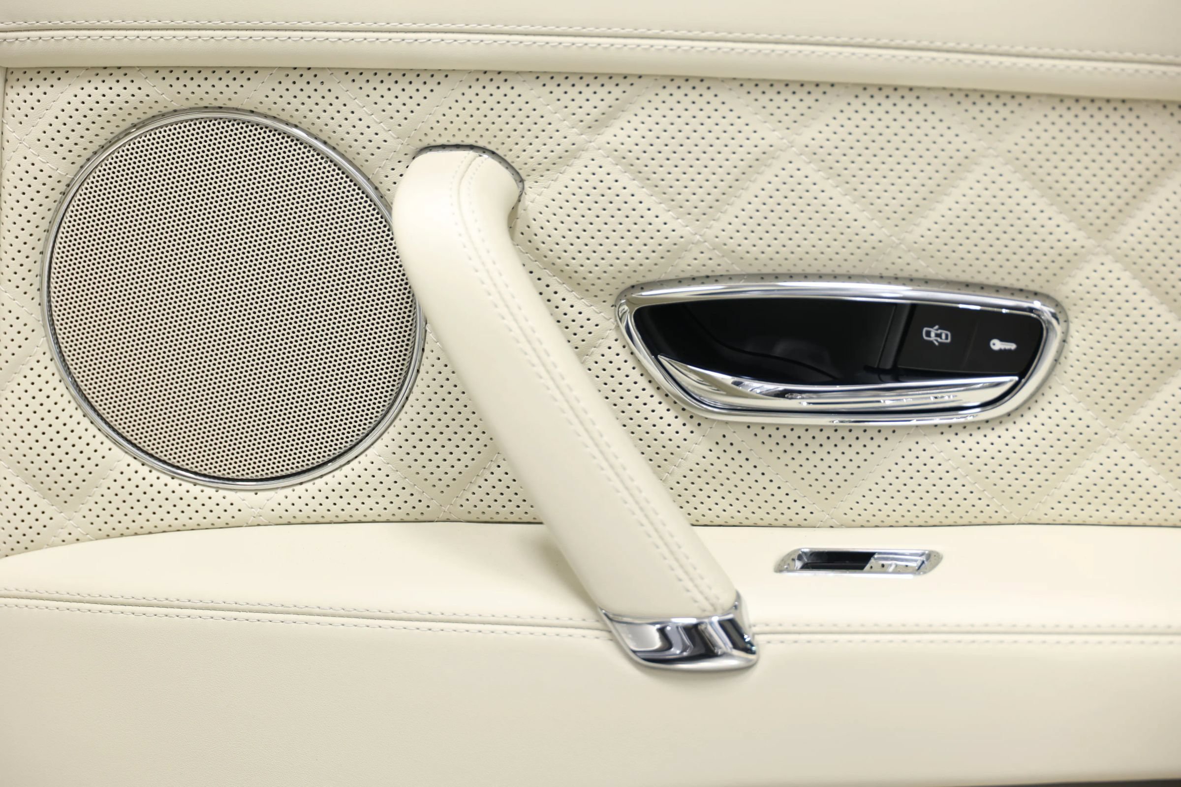 Used 2018 Bentley Flying Spur V8 AWD/4WD image 76