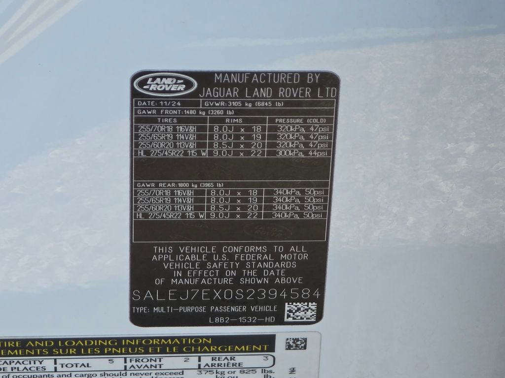 Used 2025 Land Rover Defender 110 S AWD/4WD image 30