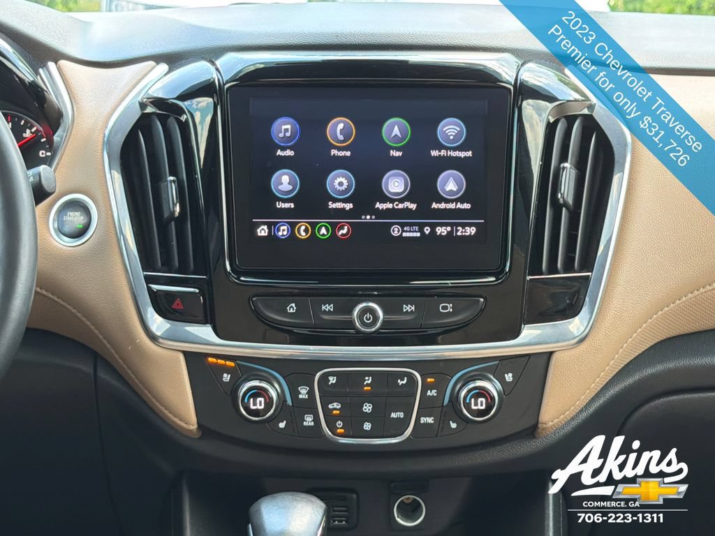 Used 2023 Chevrolet Traverse Premier FWD image 27