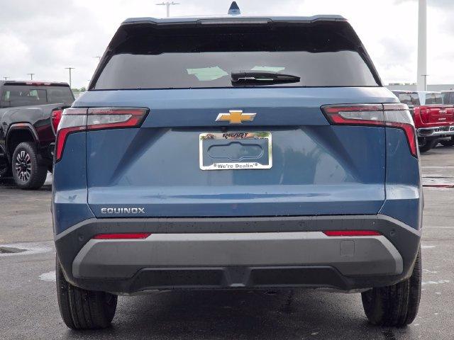 New 2027 Chevrolet Equinox LT w/ Convenience Package II FWD image 15