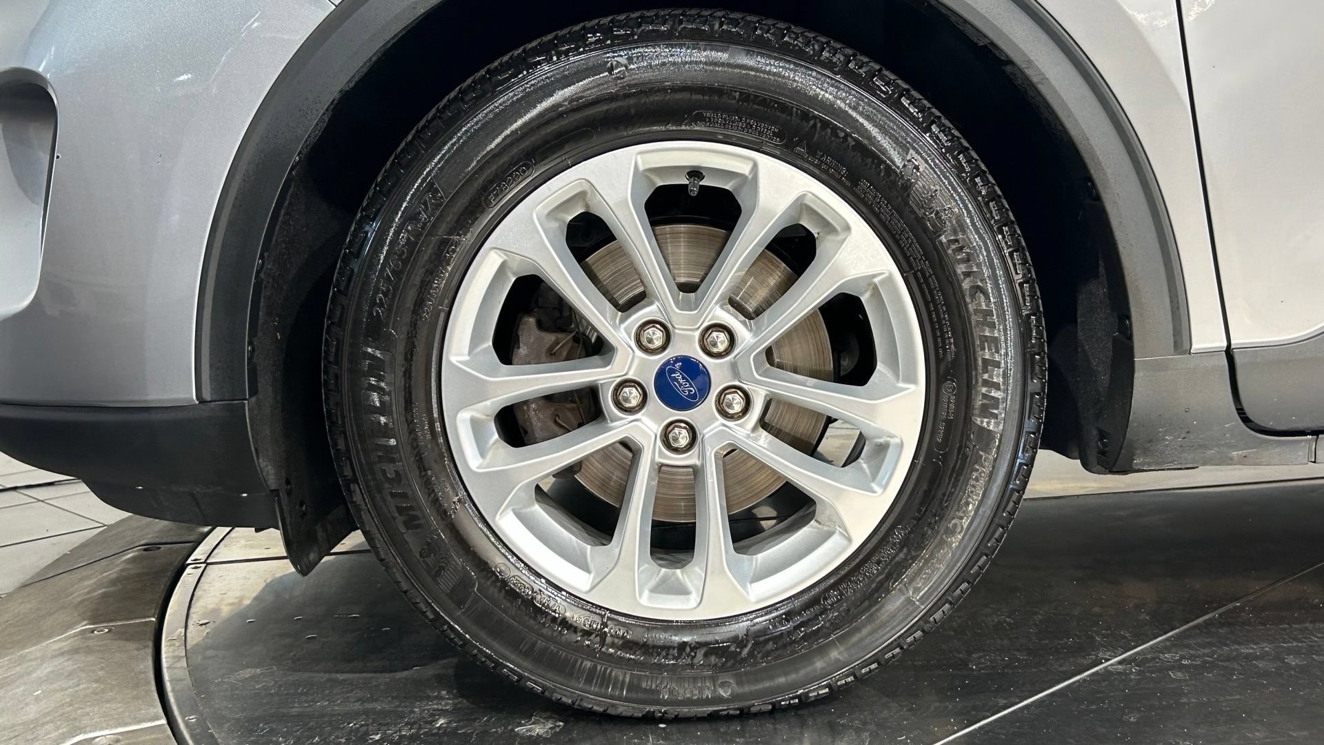 Used 2022 Ford Escape SE w/ Cold Weather Package FWD image 22