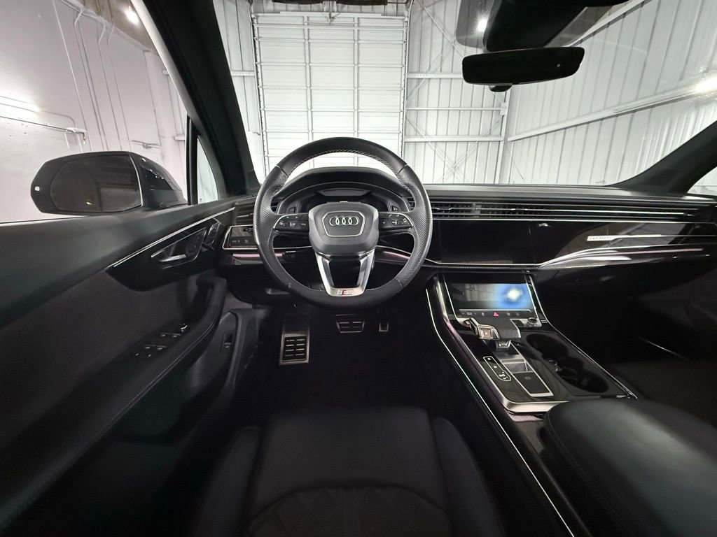 Used 2021 Audi SQ7 Premium Plus w/ Executive Package image 44