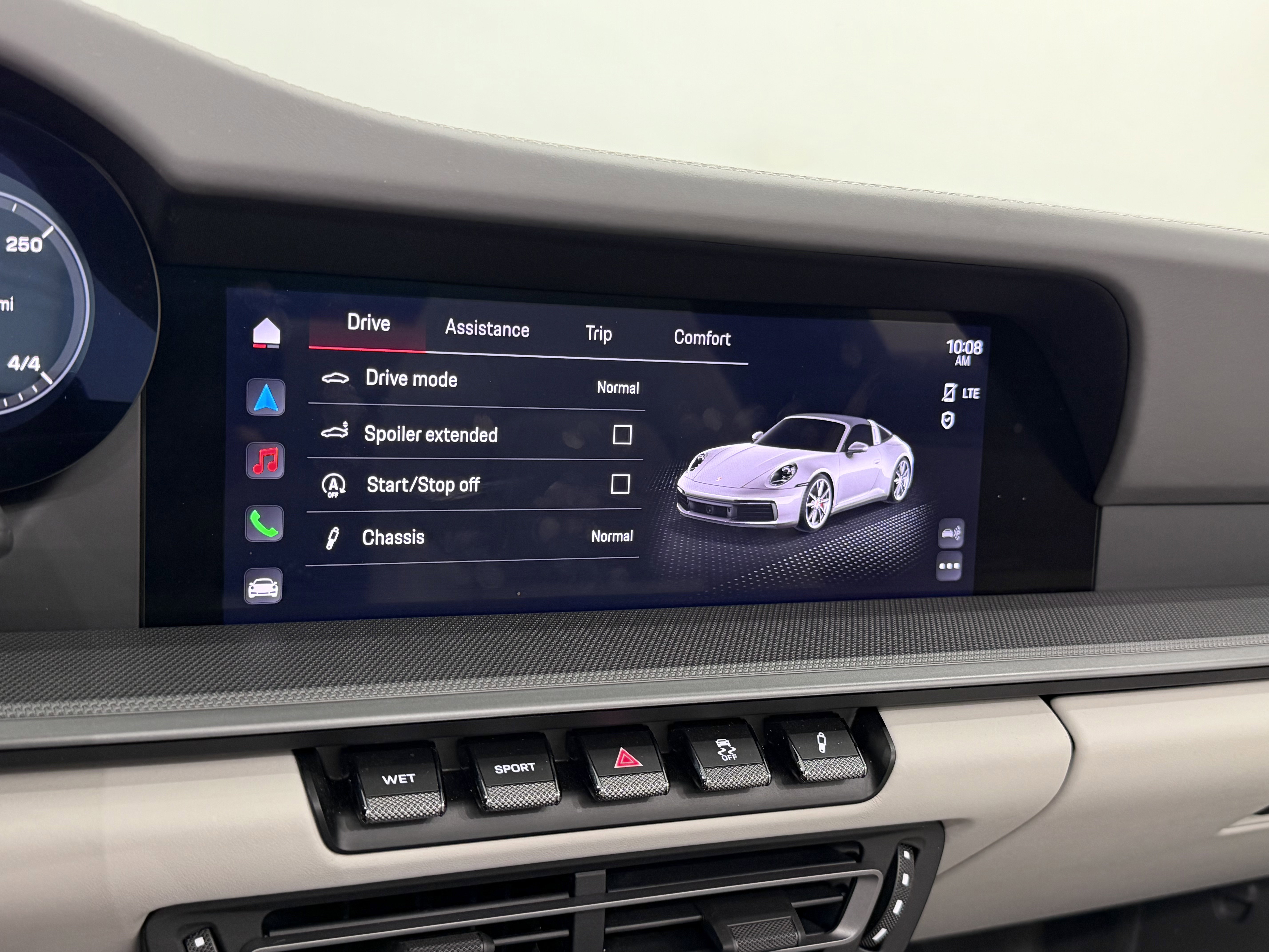 Certified 2022 Porsche 911 Targa 4S image 40