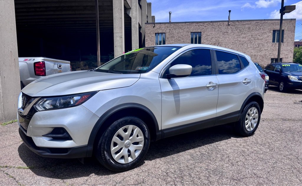 Used 2020 Nissan Rogue Sport S AWD/4WD image 2
