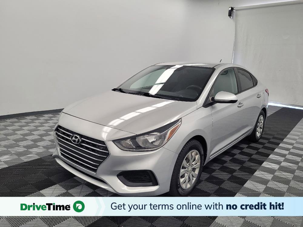 Used 2022 Hyundai Accent SE w/ Cargo Package FWD image 1