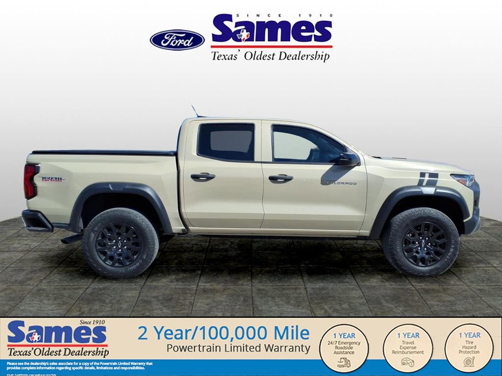 Used 2023 Chevrolet Colorado Trail Boss w/ Advanced Trailering Package AWD/4WD image 5