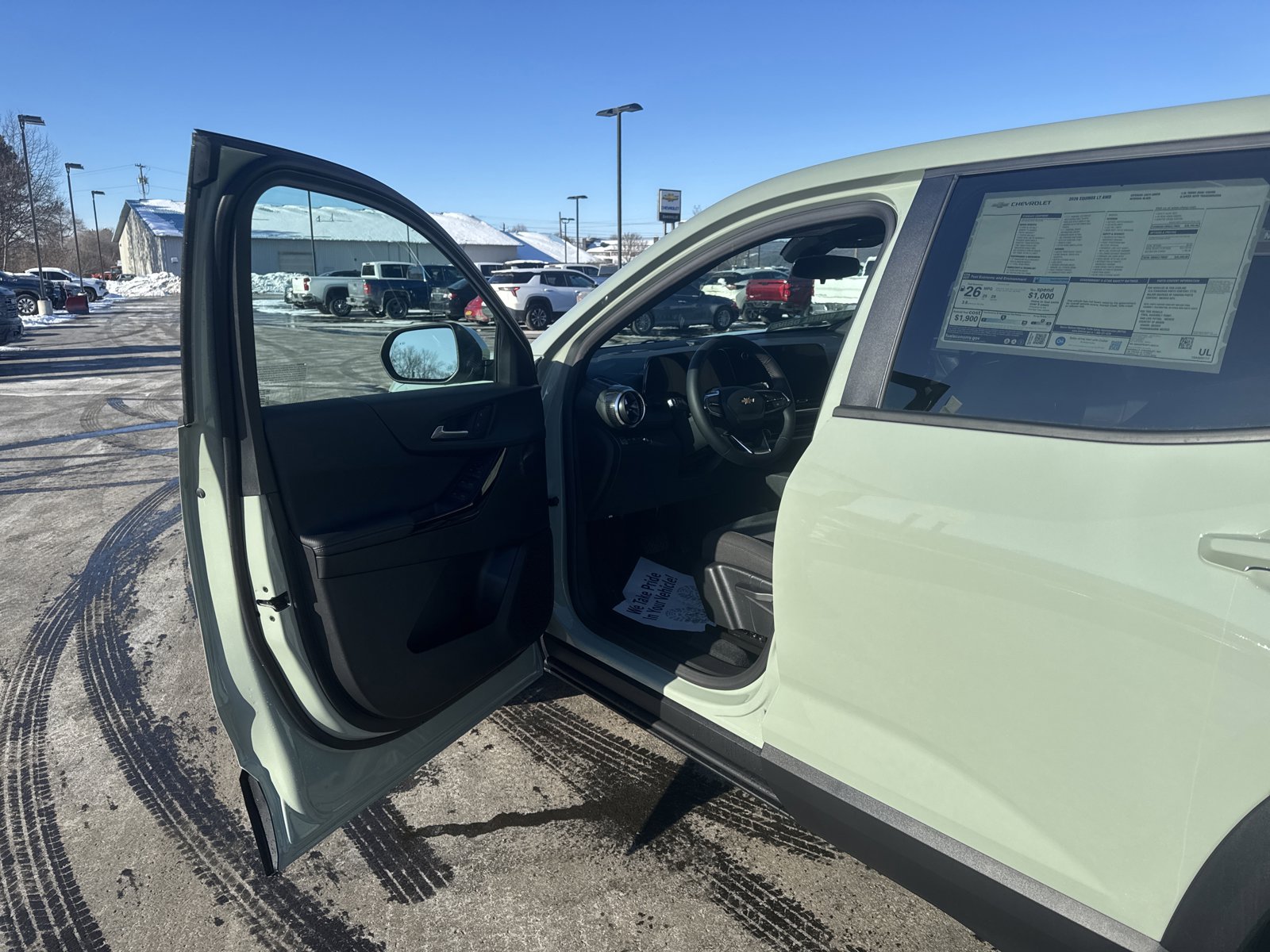 New 2026 Chevrolet Equinox LT image 9