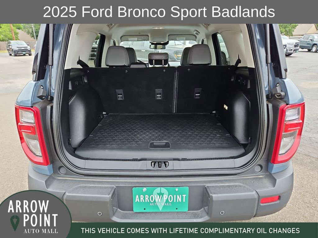 Used 2025 Ford Bronco Sport Badlands AWD/4WD image 17