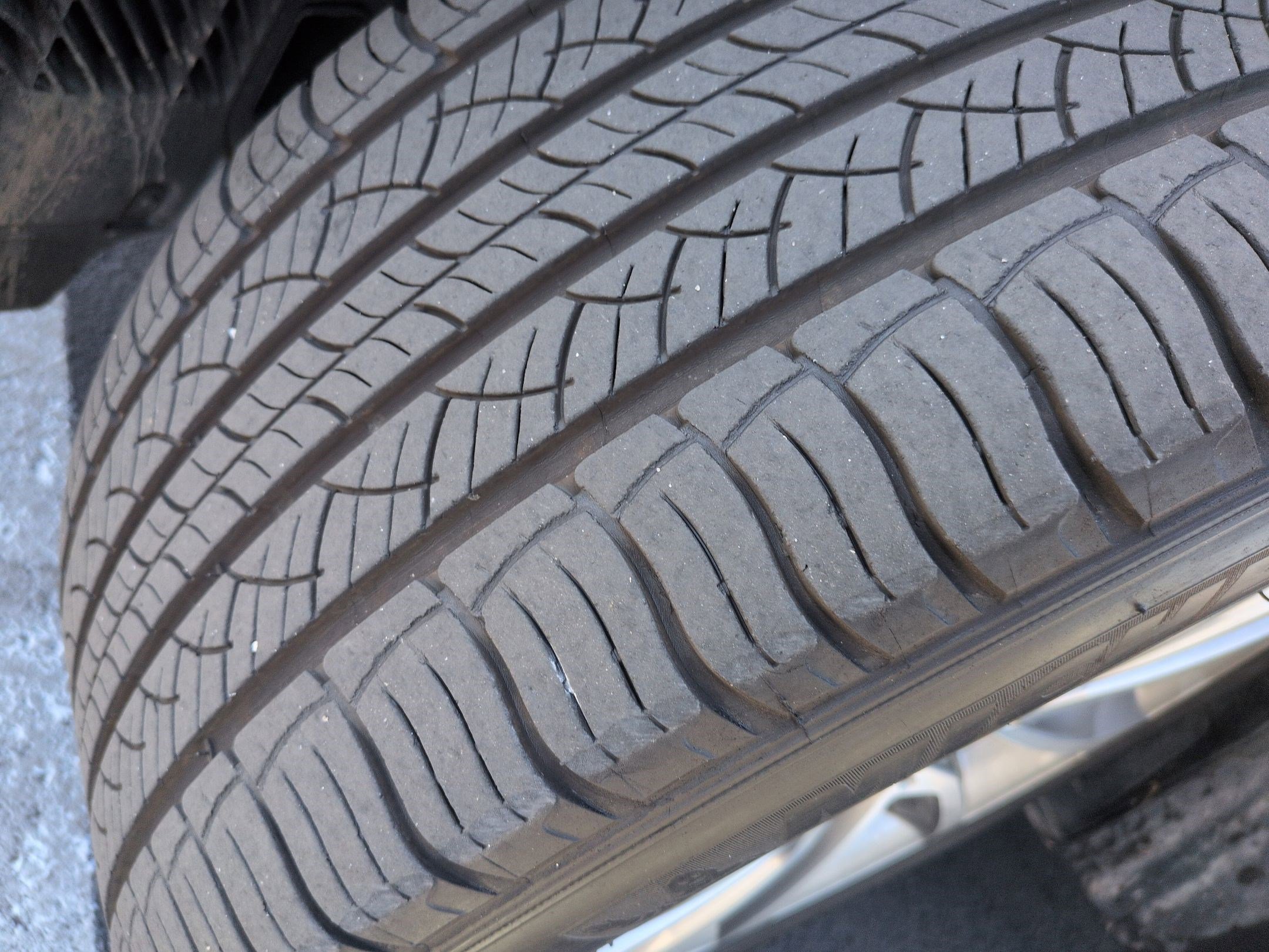 Used 2019 BMW X6 sDrive35i RWD image 12