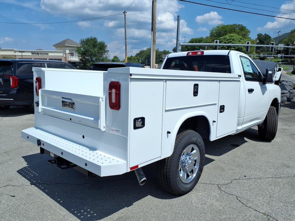 New 2026 RAM 2500 Tradesman w/ Chrome Appearance Group AWD/4WD image 4