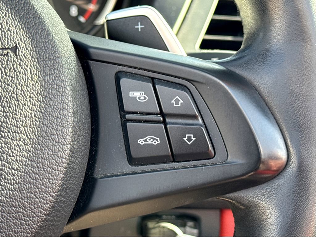 Used 2012 BMW Z4 sDrive35i image 16