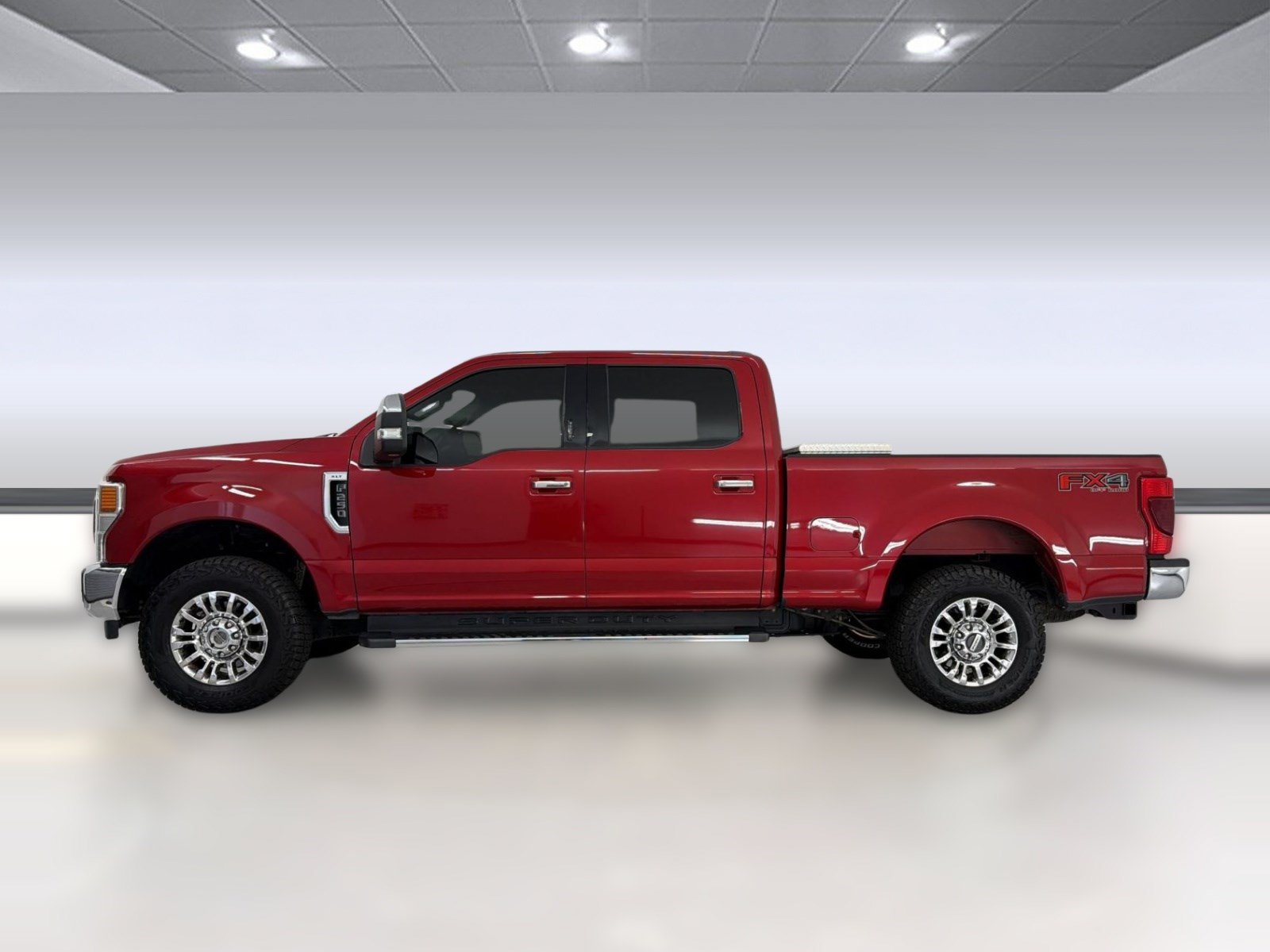 Used 2020 Ford F250 XLT w/ XLT Premium Package AWD/4WD image 2