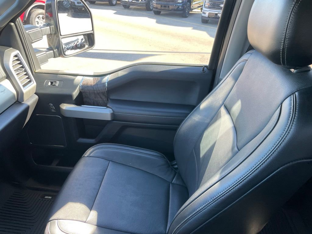 Used 2017 Ford F250 Lariat w/ Snow Plow Prep Package AWD/4WD image 21