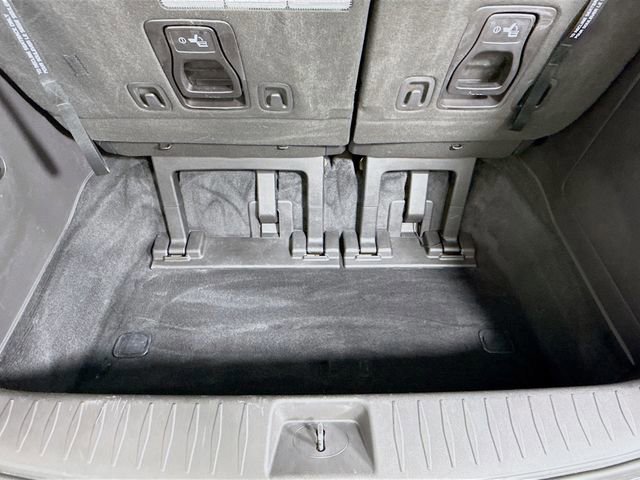 Used 2023 Kia Carnival LX FWD image 25