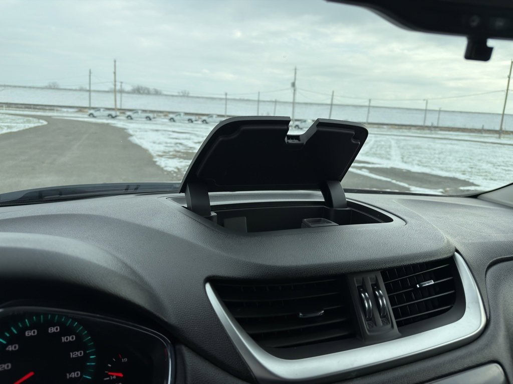 Used 2017 Chevrolet Traverse LT w/ Style and Technology Package image 39