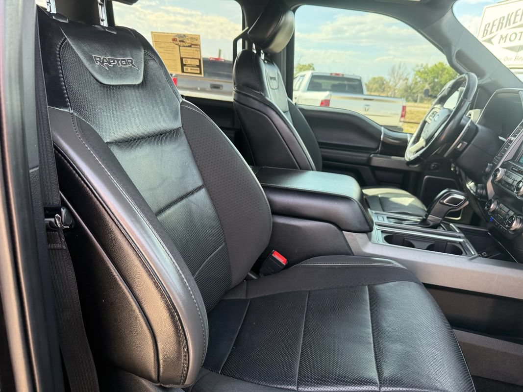 Used 2019 Ford F150 Raptor w/ Equipment Group 802A Luxury AWD/4WD image 15