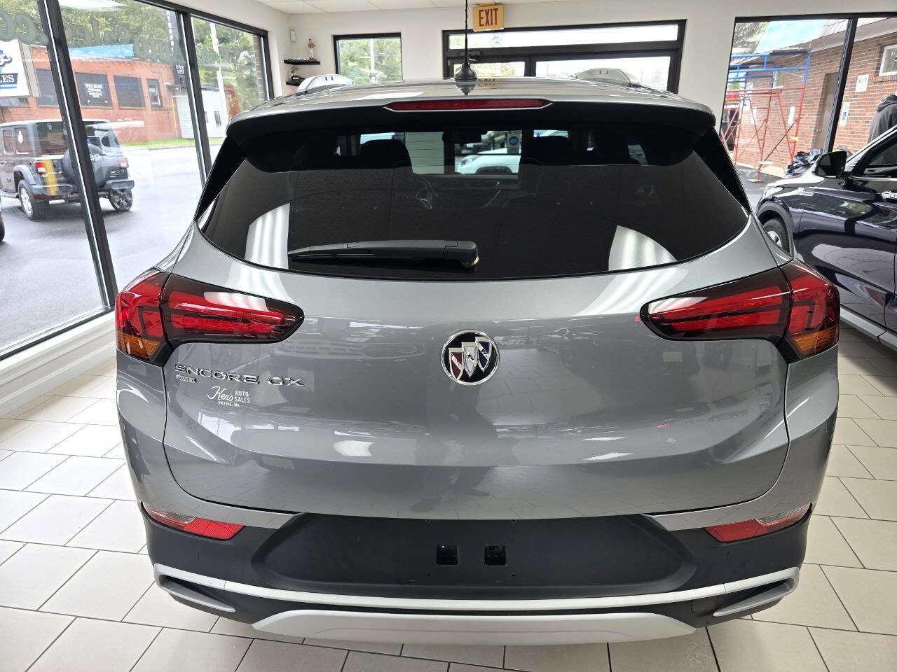 Used 2023 Buick Encore GX Select w/ Safety Package II image 11