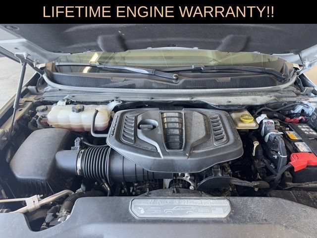 Certified 2024 Jeep Wagoneer L Series II w/ Flexible Seating Group AWD/4WD image 40