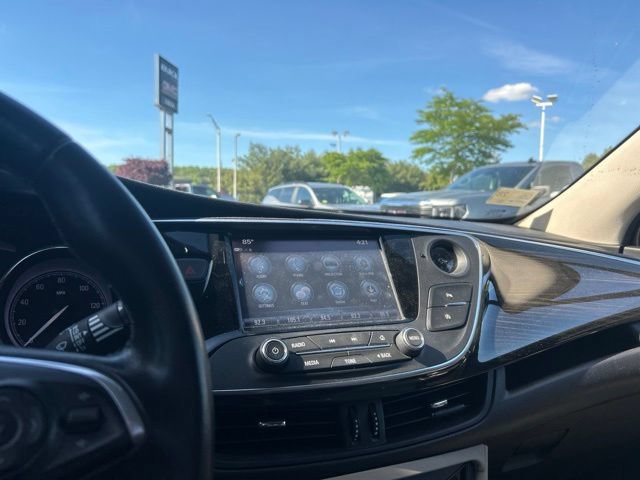 Used 2020 Buick Envision Preferred AWD/4WD image 24